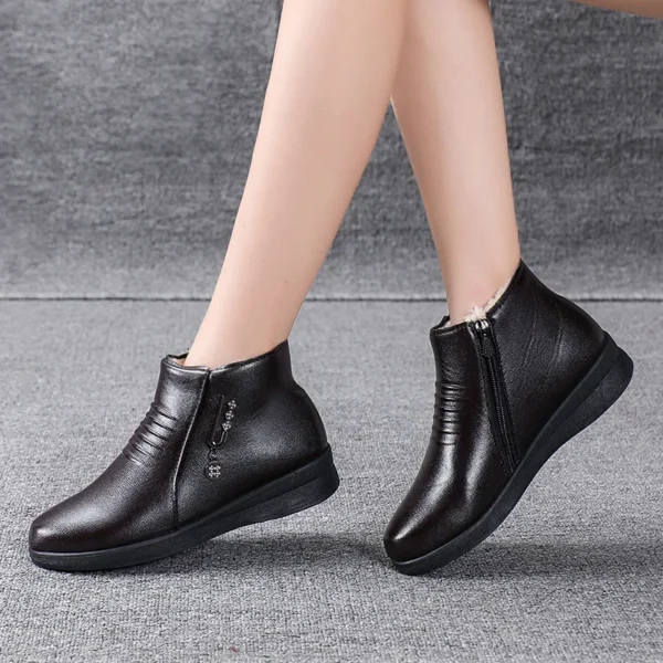 2025 Winter Women's Leather Boots – Warm, Waterproof, Plush, Non-Slip Ankle Snow Boots - Image 19